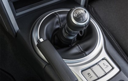 Tất tần tật về lái xe số sàn và kinh nghiệm để đời